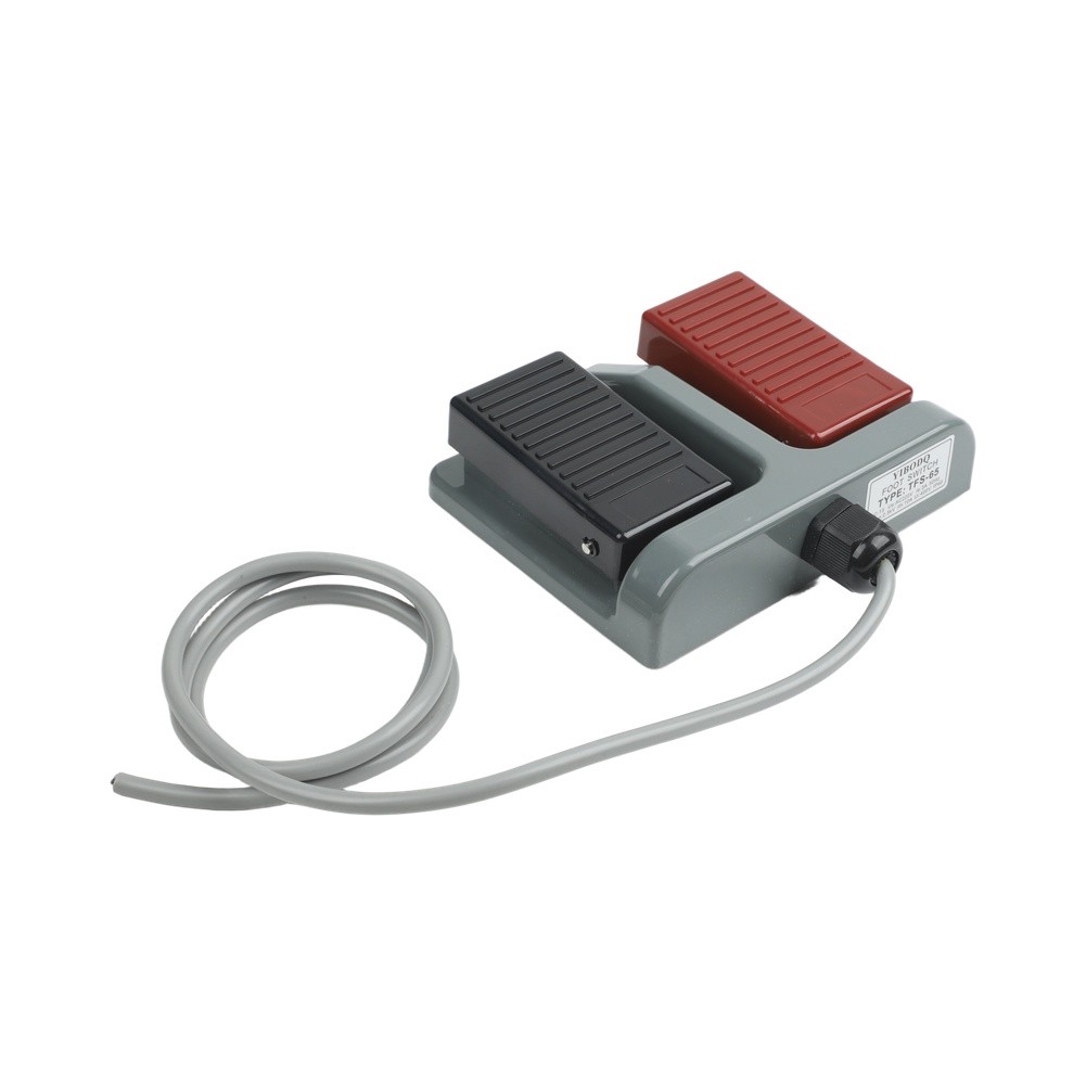 Rood-zwarte dubbele voetschake - Gaming Accessories Images recensie en prijs