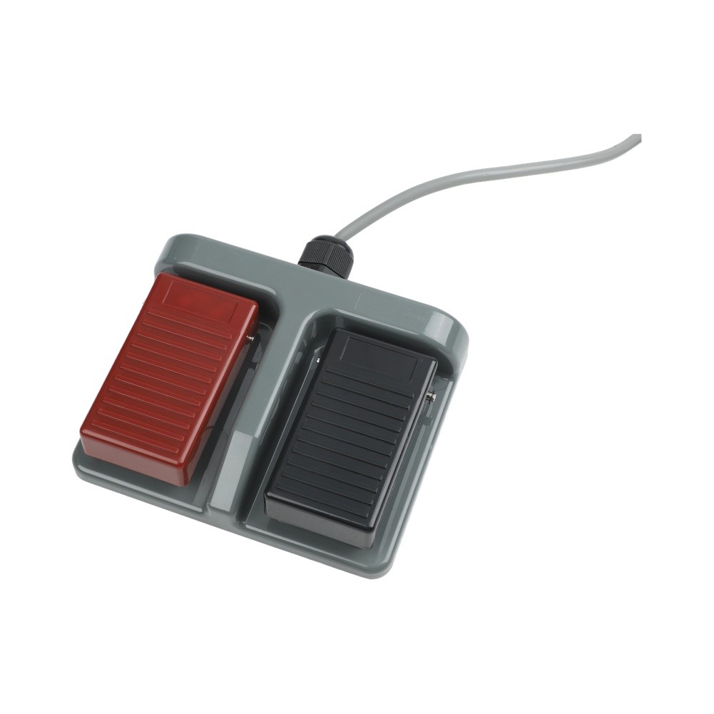 Rood-zwarte dubbele voetschake - Gaming Accessories Images recensie en prijs